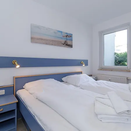 Yachthafenresidenz-wohnung-5103-807 * Kuehlungsborn