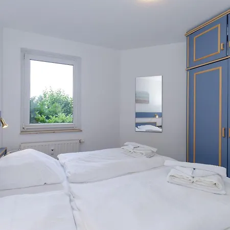 Yachthafenresidenz-wohnung-5103-807 * Kuehlungsborn